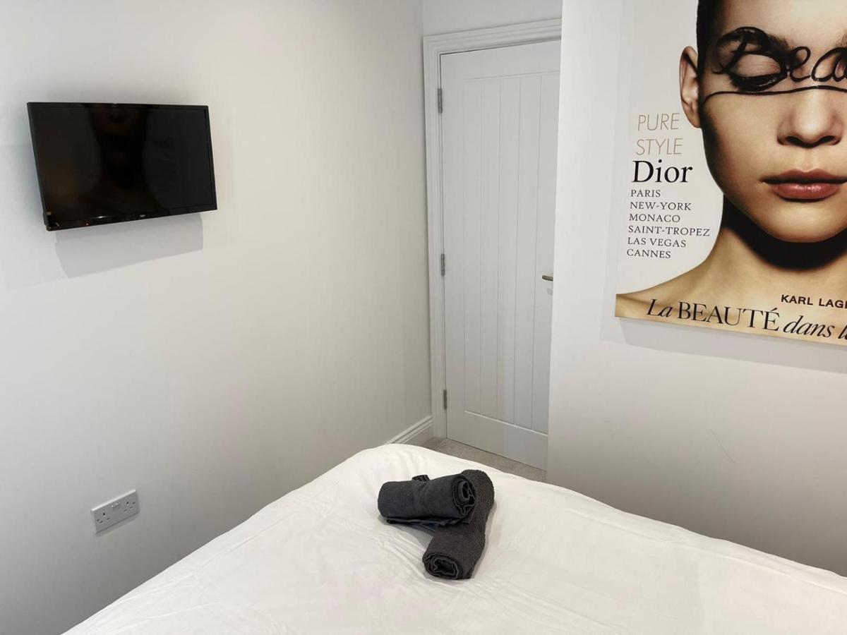 Salt Hill Windsor Legoland Eton Heathrow Luxury 2 Bed 1 Bath Free Parking Apartamento Slough Exterior foto